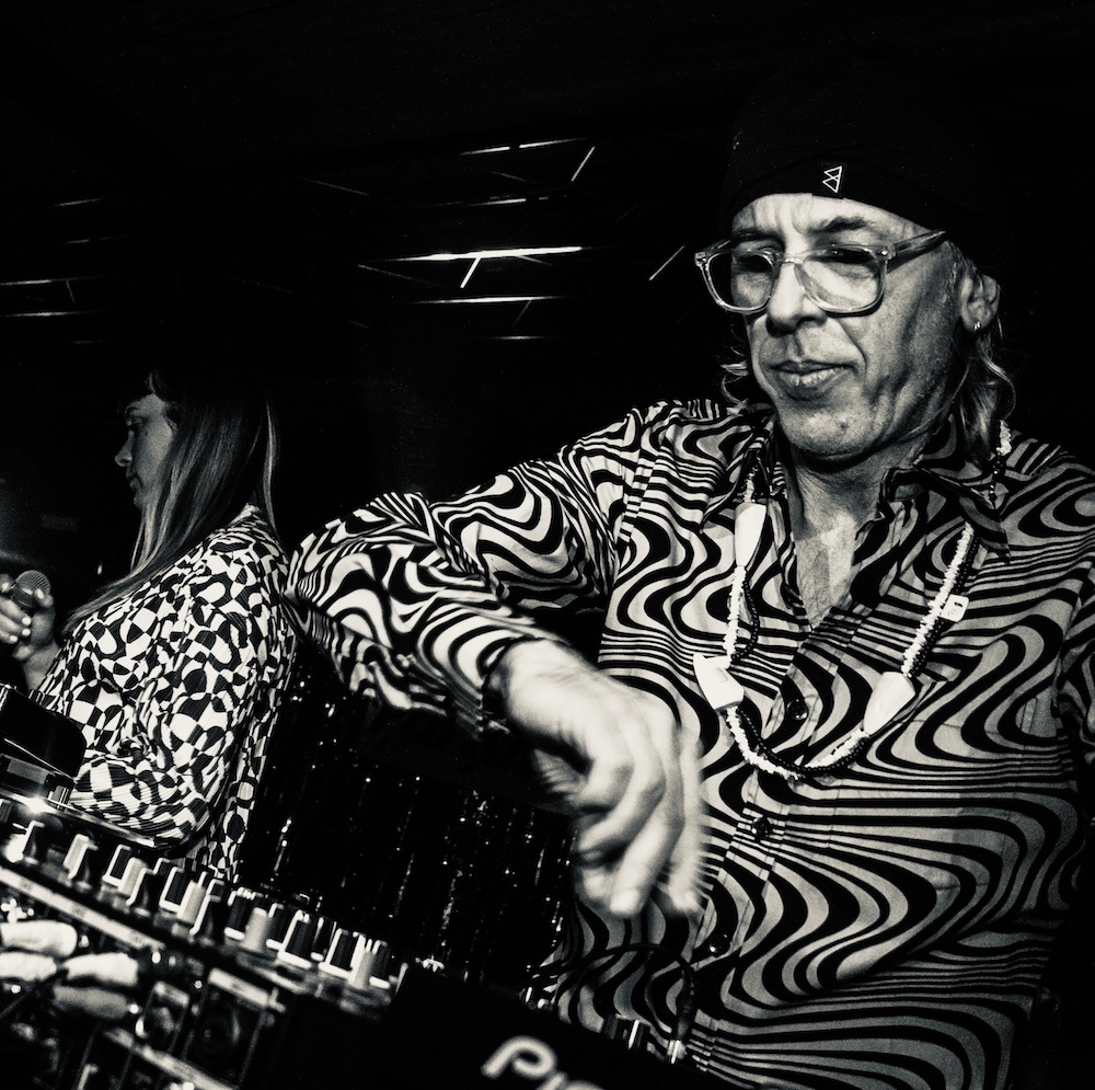 solo moderna & krage live in belgium